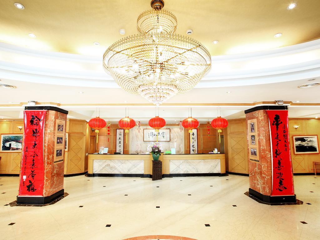 Dongpo Ti Lun Hotel Xinyi Eksteriør billede