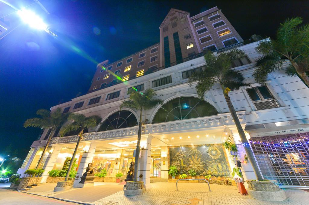 Dongpo Ti Lun Hotel Xinyi Eksteriør billede