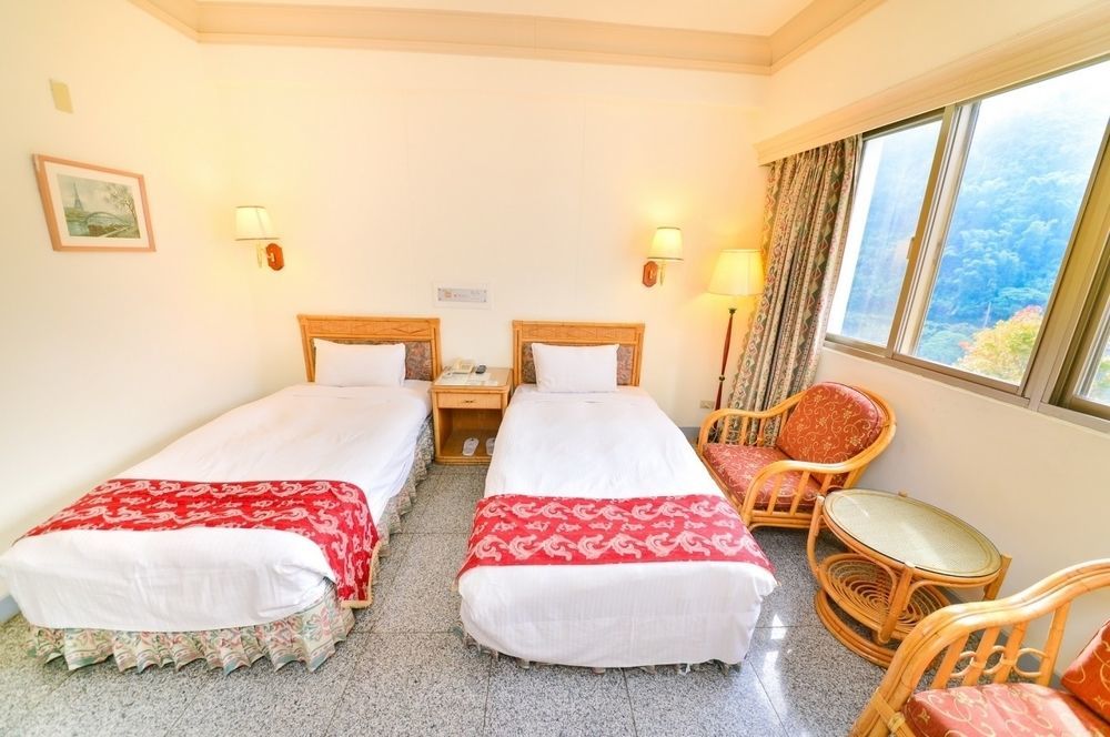 Dongpo Ti Lun Hotel Xinyi Eksteriør billede