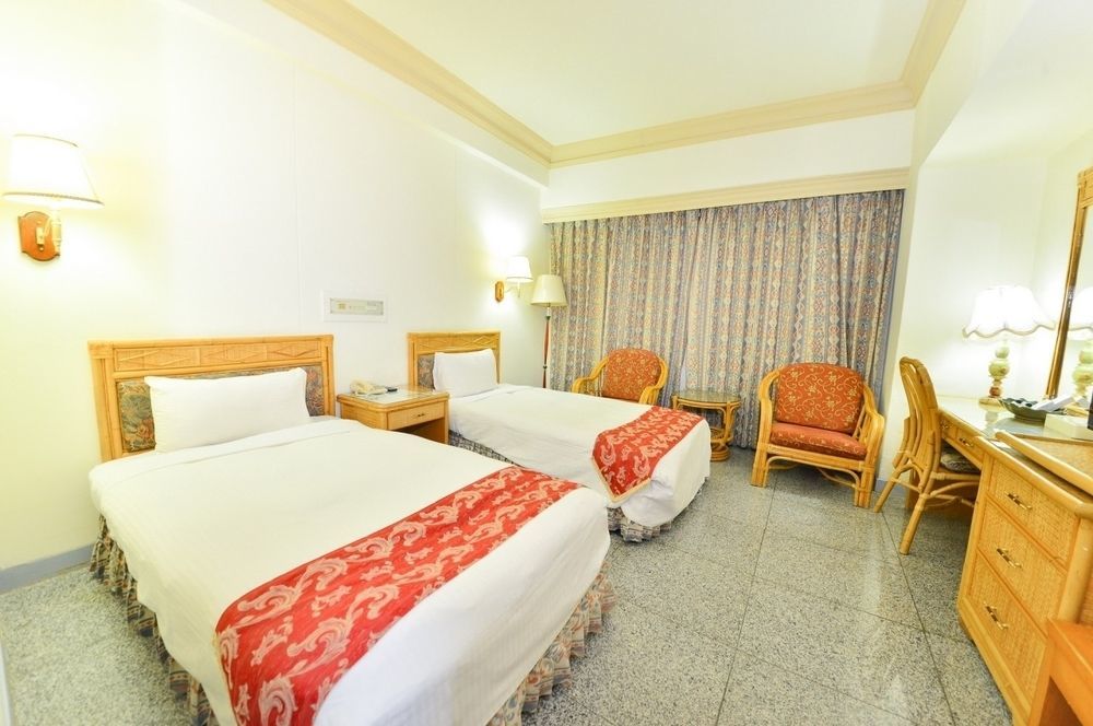 Dongpo Ti Lun Hotel Xinyi Eksteriør billede