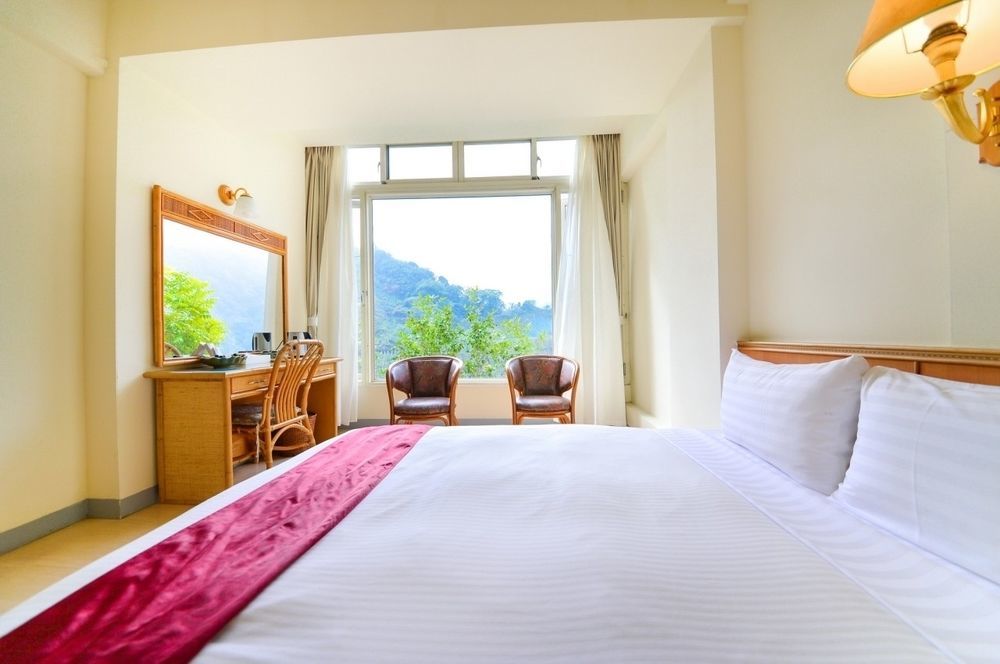 Dongpo Ti Lun Hotel Xinyi Eksteriør billede